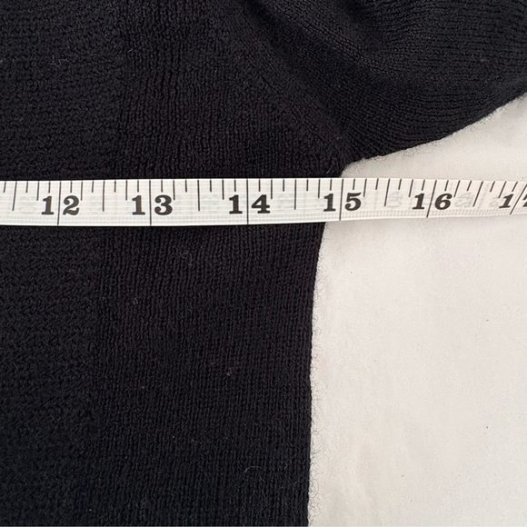 Lululemon | Sit In Lotus Merino Wool Sweater | Sz 4 | Black | EUC - Picture 12 of 13